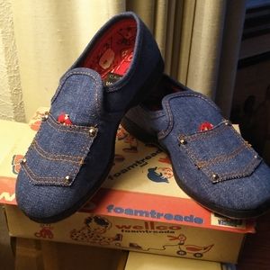Vintage NWOT Wellco House Slippers